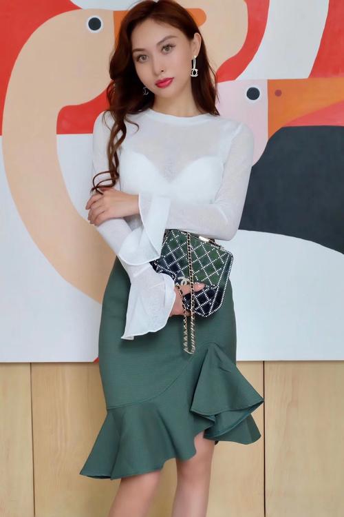 欧美熟妇48p珍藏影像：中年女性成熟魅力与岁月韵味高清合集