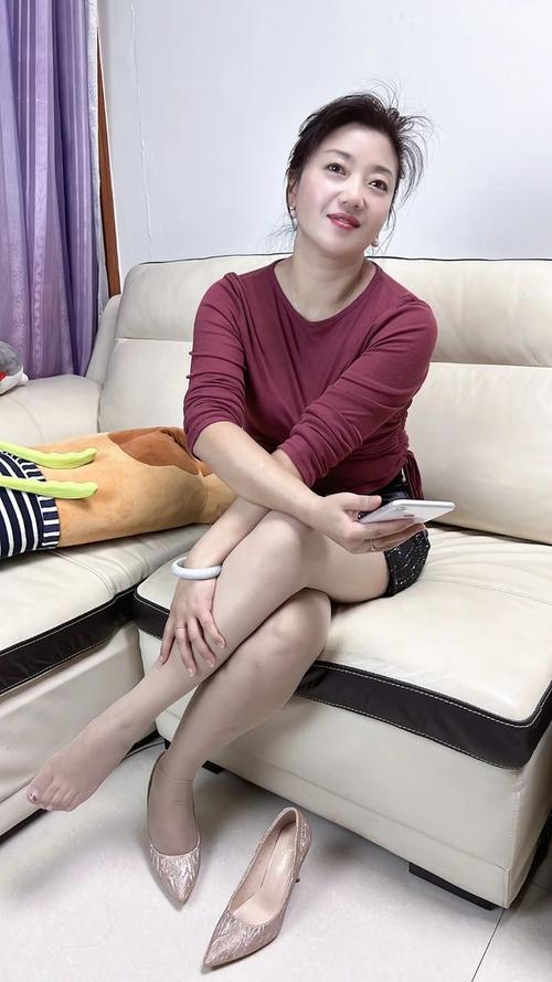 亚洲熟女一区二区免费的相关介绍