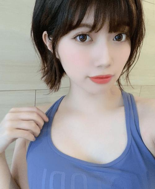 日本主妇精油按摩：居家减压护肤秘笈，深层放松身心（长尾关键词：日本主妇精油按摩手法、居家精油护肤教程、精油按摩缓解疲劳）