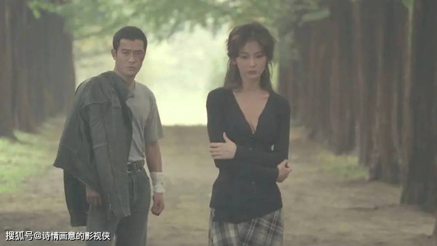 马斯克发大尺度照片的相关介绍