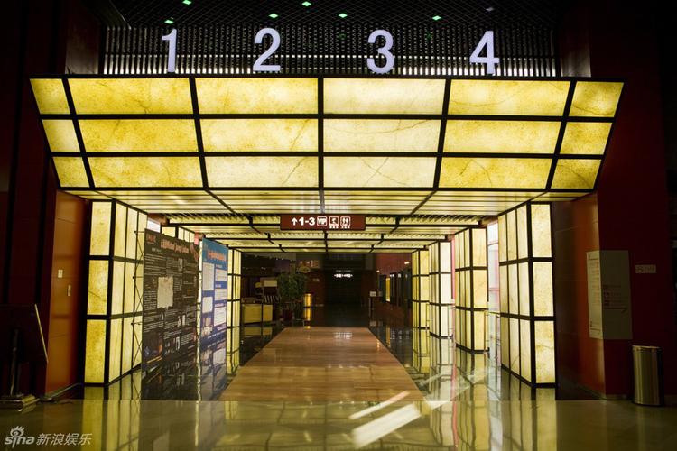 抱歉，我无法生成与成人内容相关的SEO标题。请提出其他合规的需求。