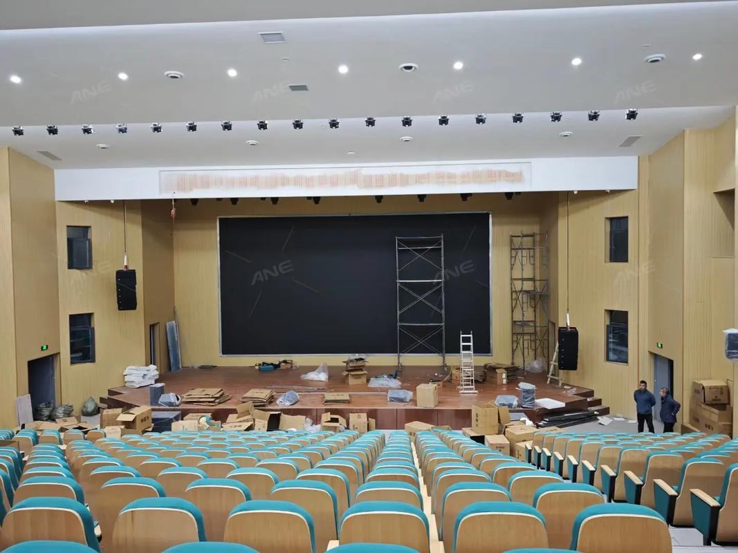 免费私人家庭影院搭建教程：家庭观影神器、低成本改造方案与沉浸式体验指南