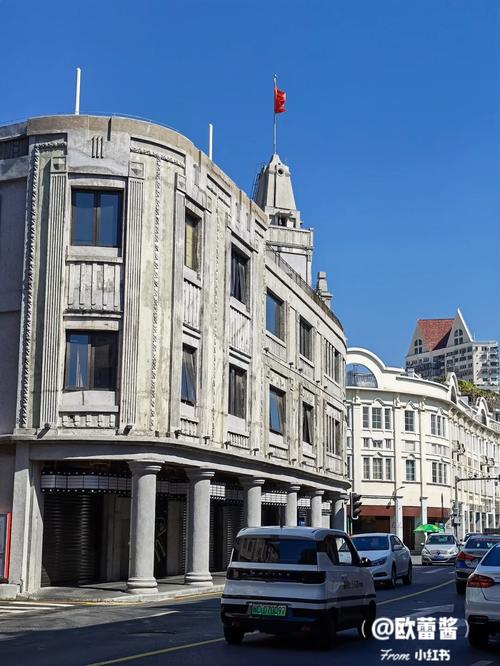 根据“琪琪电影院”生成一个SEO标题，包含3个长尾关键词：**琪琪电影院最新电影排片表，今日热映大片推荐与在线选座购票指南**