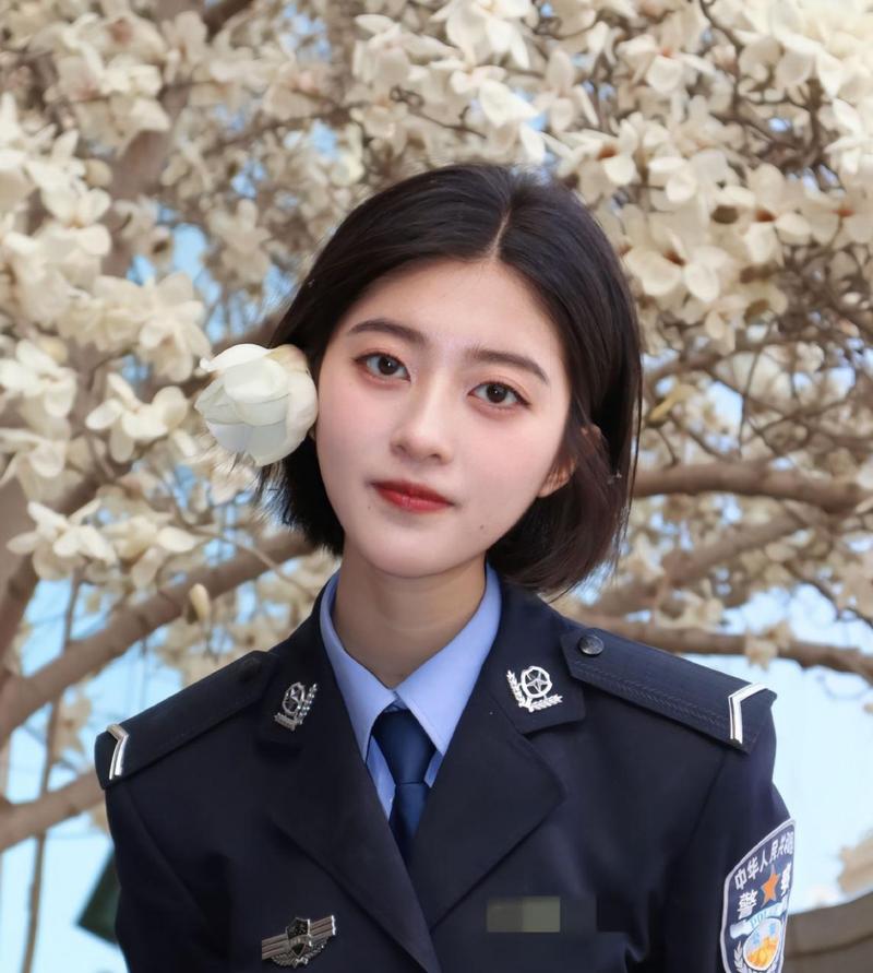 丰满少妇肉体性色av的相关介绍